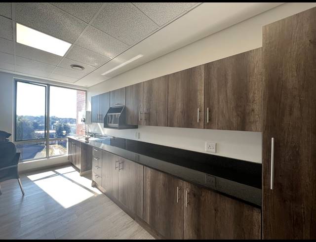 571M² OFFICE TO LET IN MELROSE ARCH